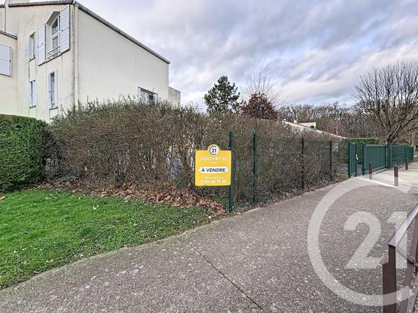 Appartement F5 à vendre  5 pièces - 96,10 m2 NANDY - 77