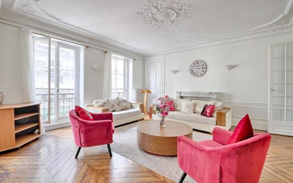 Appartement à vendre    5 pièces • 127,25 m2 Paris 10