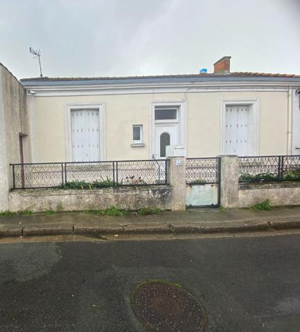 A VENDRE LA ROCHELLE / LA PALLICE ECHOPPE DE 97m2 A RENOVER ,  La rochelle