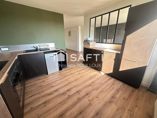 Appartement rénové, 2 chambres, balcon + parking