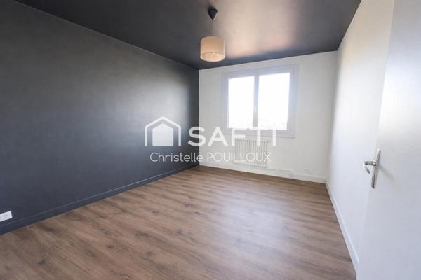 Appartement rénové, 2 chambres, balcon + parking