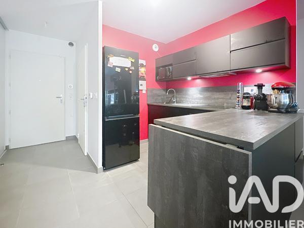 Appartement à vendre 3 pièces 58 m² Décines-Charpieu