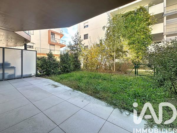 Appartement à vendre 3 pièces 58 m² Décines-Charpieu