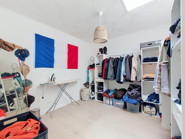 Maison en pierre rénovée 4 chambres et grand jardin