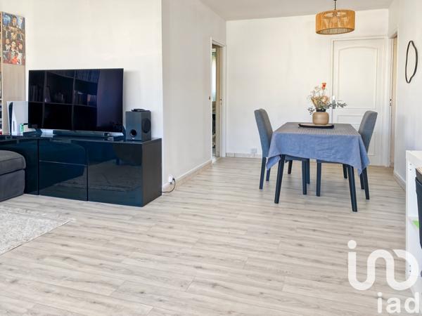 Appartement 4 pièces de 74 m² à Combs-la-Ville (77380)