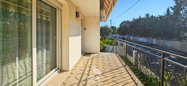 CAUDERAN BORDEAUX - 33200 - Maison à étage 90 m² + 90 m² de garage en rez-de-chaussée  - parcelle 1200 m² constructible