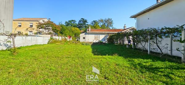 CAUDERAN BORDEAUX - 33200 - Maison à étage 90 m² + 90 m² de garage en rez-de-chaussée  - parcelle 1200 m² constructible