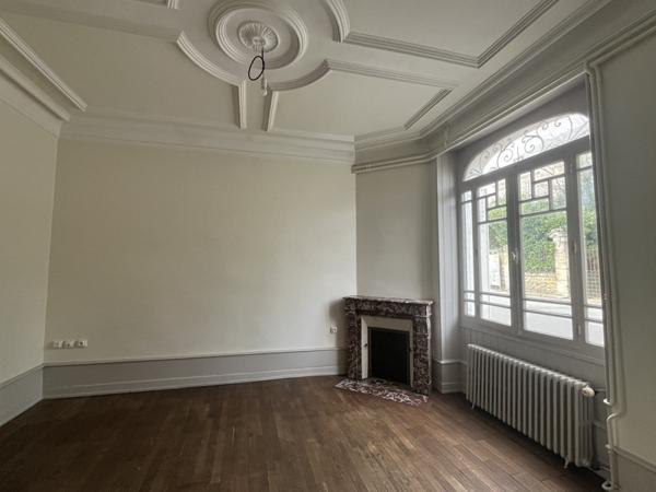 Maison à vendre |  Thiviers |  6 pièces | 150 m²