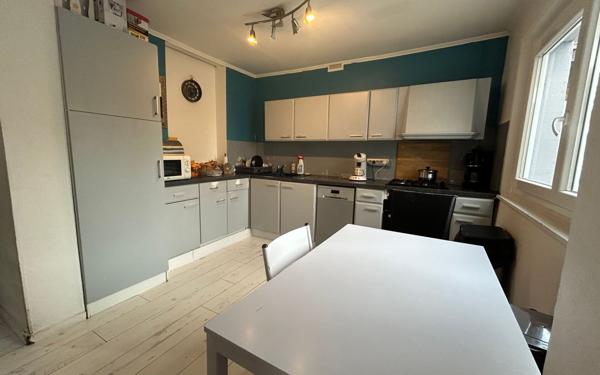 Maison à vendre    3 pièces • 80 m2 Beuvrages