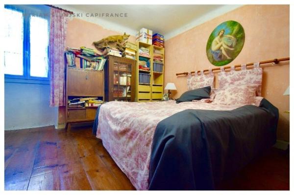 Dpt Landes (40), à vendre RIVIERE SAAS ET GOURBY Maison de Maître de fin 17ème de 225 m² environ.