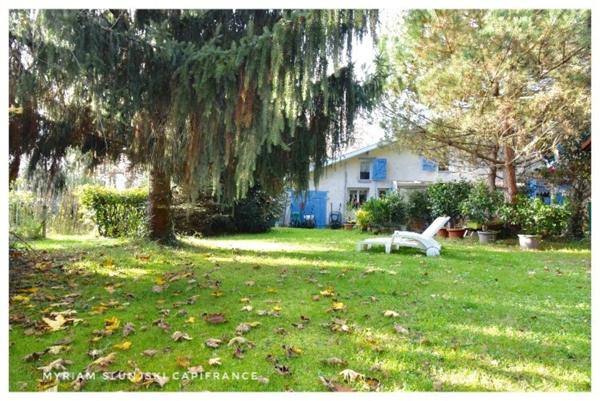 Dpt Landes (40), à vendre RIVIERE SAAS ET GOURBY Maison de Maître de fin 17ème de 225 m² environ.