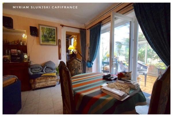 Dpt Landes (40), à vendre RIVIERE SAAS ET GOURBY Maison de Maître de fin 17ème de 225 m² environ.