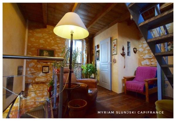 Dpt Landes (40), à vendre RIVIERE SAAS ET GOURBY Maison de Maître de fin 17ème de 225 m² environ.