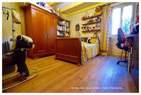 Dpt Landes (40), à vendre RIVIERE SAAS ET GOURBY Maison de Maître de fin 17ème de 225 m² environ.