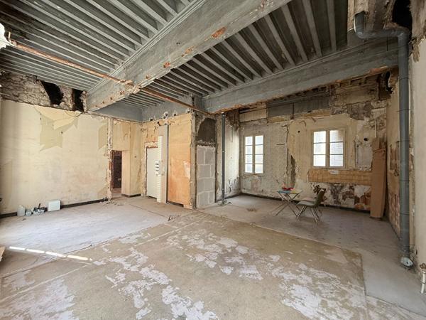 Carcassonne Bastide plateau à aménager T3 traversant fort potentiel en centre-ville