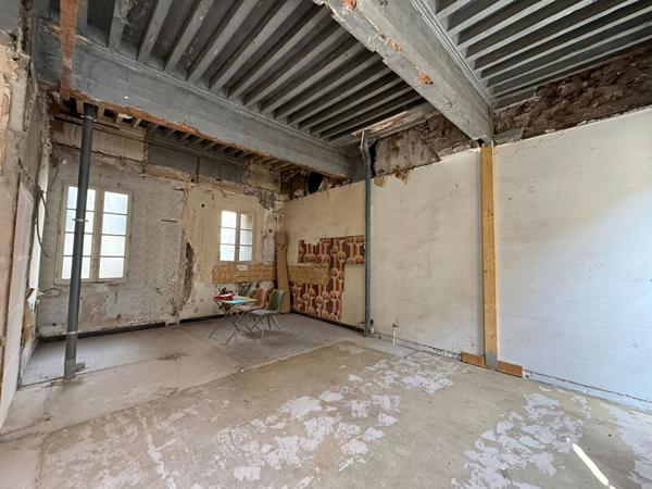 Carcassonne Bastide plateau à aménager T3 traversant fort potentiel en centre-ville