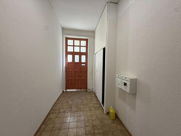 Carcassonne Bastide plateau à aménager T3 traversant fort potentiel en centre-ville