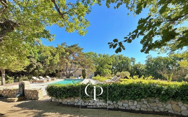 Maison à vendre 6 pièces SAINT CANNAT (13)