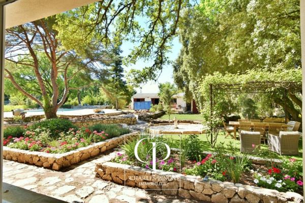 Maison à vendre 6 pièces SAINT CANNAT (13)