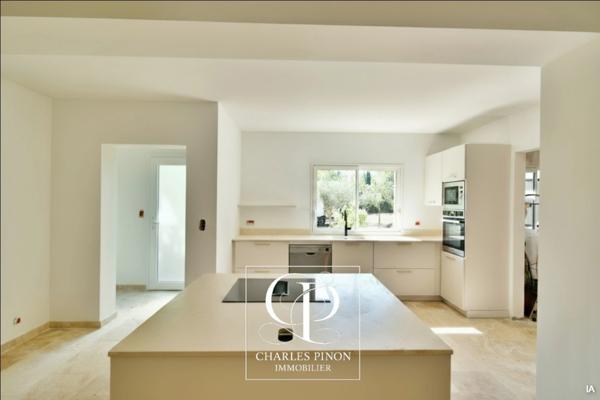 Maison à vendre 6 pièces SAINT CANNAT (13)