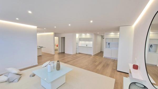 Dpt Paris (75), à vendre PARIS 15EME ARRONDISSEMENT appartement T4 de 93,66 m²