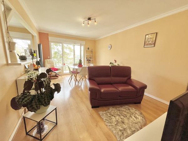 Appartement à vendre |  Carhaix-Plouguer |  3 pièces | 64 m²