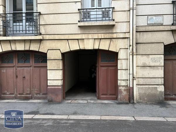 Parking à vendre 18m²