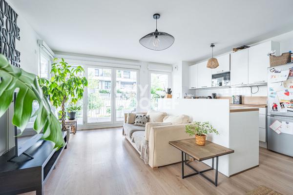 APPARTEMENT 4 PIECES AVEC TERRASSE ET PARKING