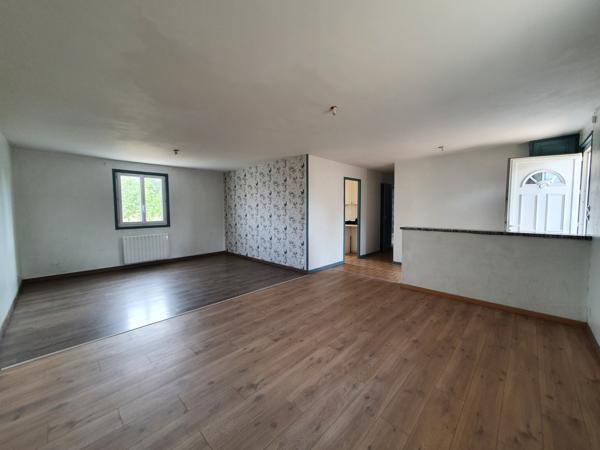 Boivre-la-vallée (86470) Plain pied 3 chambres et grand jardin