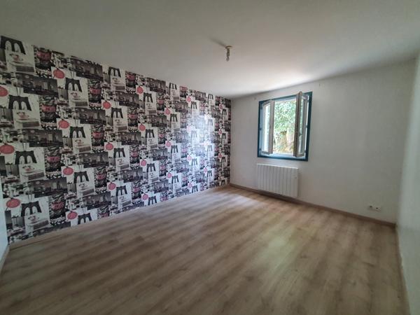 Boivre-la-vallée (86470) Plain pied 3 chambres et grand jardin