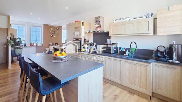 Maison Individuelle de 200m2 avec 6 chambres!