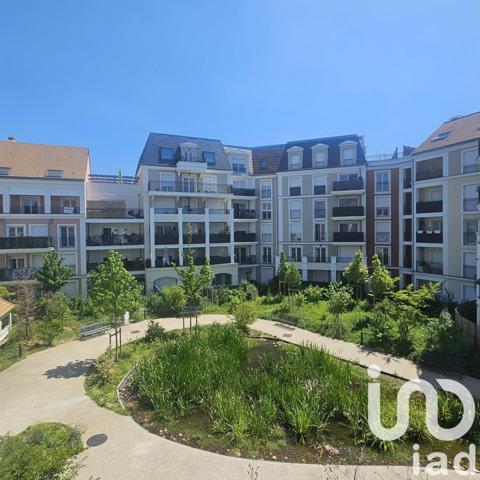 Appartement 4 pièces de 76 m² à Le Blanc-Mesnil (93150)