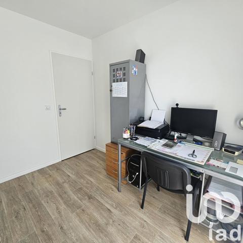 Appartement 4 pièces de 76 m² à Le Blanc-Mesnil (93150)