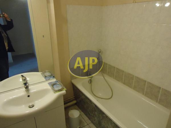 Location appartement Pontivy : 670 € - AJP Immobilier Pontivy