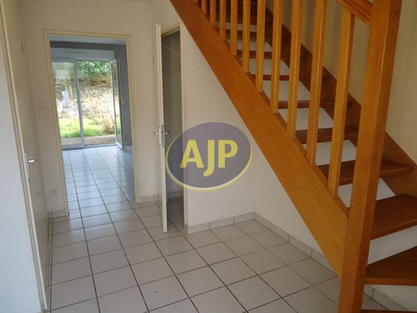 Location appartement Pontivy : 670 € - AJP Immobilier Pontivy