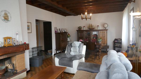 FAVERGES. MAISON INDEPENDANTE AVEC TERRAIN DE 1228M²