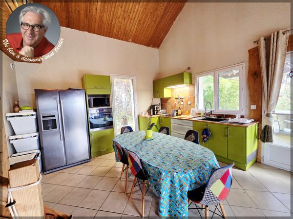 Vernoux-en-Vivarais (07240) Maison 133 m², trois chambres, terrain, garage, proche Vernoux-en-Vivarais