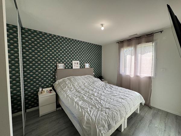 Cadalen . Maison de 105 m² et sa piscine