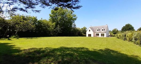 MAISON URVILLE-NACQUEVILLE 4 CHAMBRES + GARAGE + JARDIN