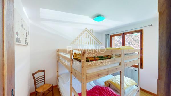 T5 - JARDIN - PARKING - BALCON Barcelonnette (04400)