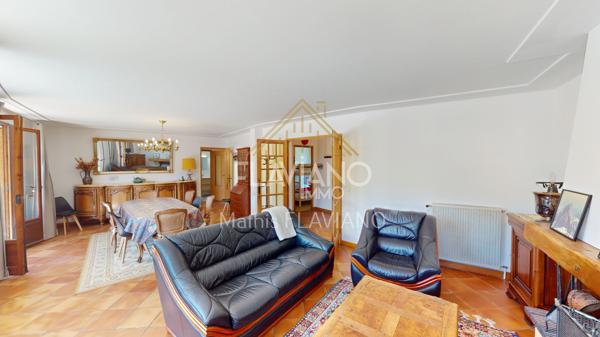 T5 - JARDIN - PARKING - BALCON Barcelonnette (04400)