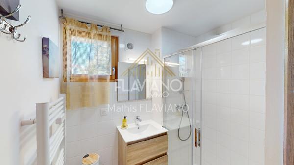 T5 - JARDIN - PARKING - BALCON Barcelonnette (04400)