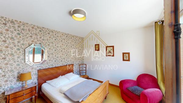 T5 - JARDIN - PARKING - BALCON Barcelonnette (04400)