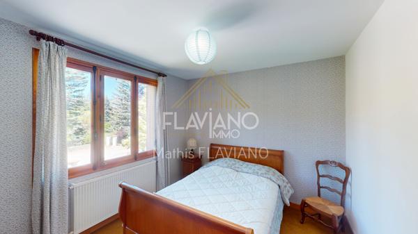 T5 - JARDIN - PARKING - BALCON Barcelonnette (04400)