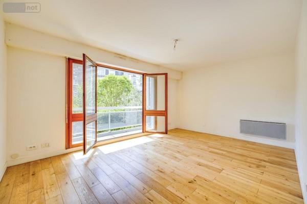 Appartement à vendre à Paris 15e arrondissement à Paris (75015), ref : 92010-1343