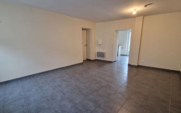 Appartement à louer    3 pièces •  Rozay-en-Brie