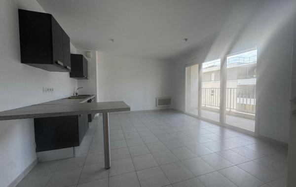 Vente Appartement P3 type3-terrasse-box- Marseille 9ème   