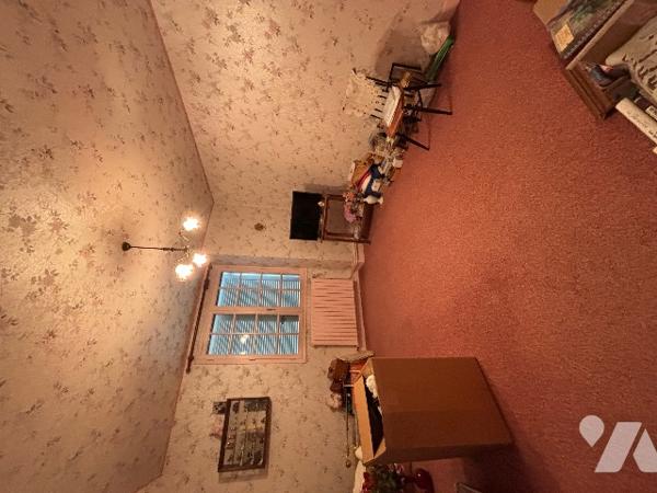 Maison proche du centre ville cinq pièces avec sous-sol et véranda, jardin