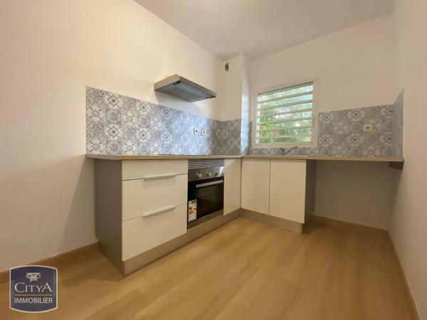 Appartement à louer 2 pièces 45.26m² Bras-Panon (97412)