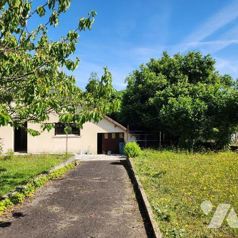 Maison avec studios  à LA FERTE BERNARD